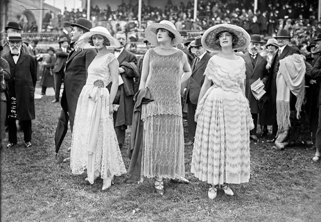 1923 women's fashion 2