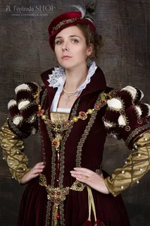 Renaissance Fashion for Women 3 (1)