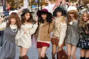 Women's Fashion in Japan 1