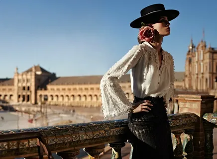 women's fashion in spain 1